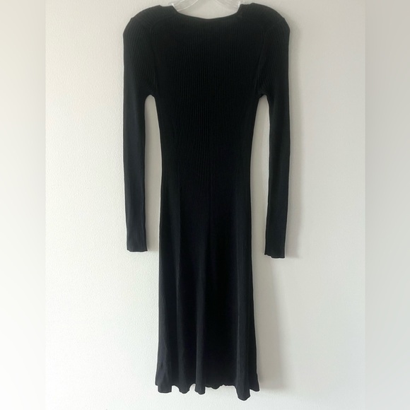 Everlane The Ribbed Scoopneck Dress - Picture 3 of 8